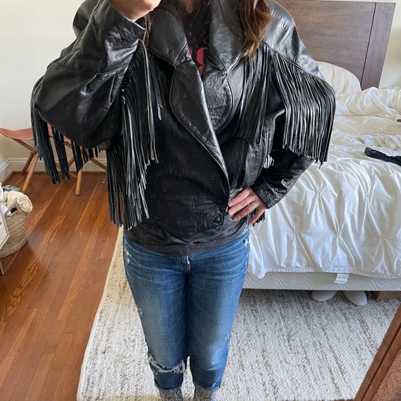 Vintage Fringe Black Leather Jacket - Picture 8 of 9